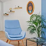 Cruwzo I Maisonette - Netflix - Parking - Near Audi * Ingolstadt