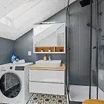 Cruwzo I Maisonette - Netflix - Parking - Near Audi * Ingolstadt