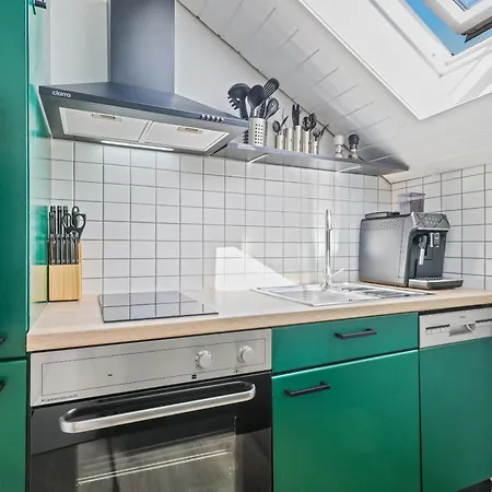 Cruwzo I Maisonette - Netflix - Parking - Near Audi