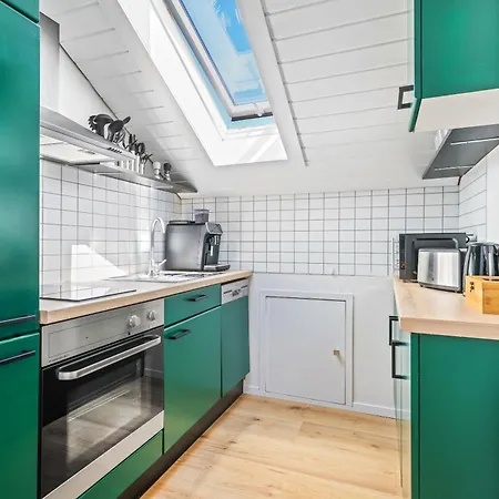 Cruwzo I Maisonette - Netflix - Parking - Near Audi Apartmán