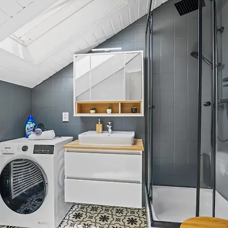 Apart21 - Blue - Maisonette - Netflix - Parking - Near Audi * Ingolstadt
